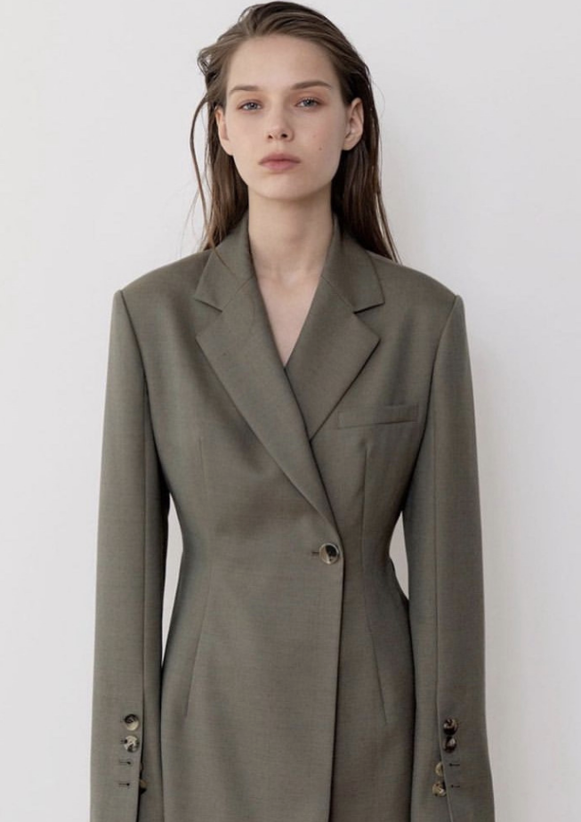 Waist fit long blazer
