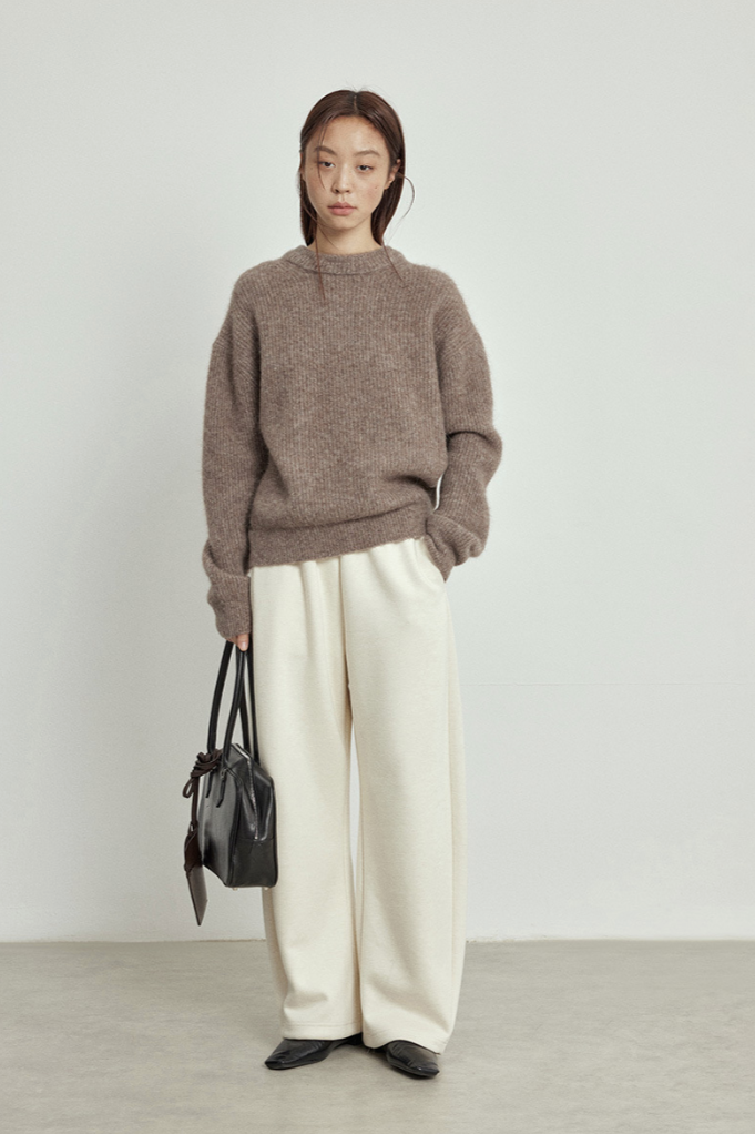 Waist gathered easy pants / white