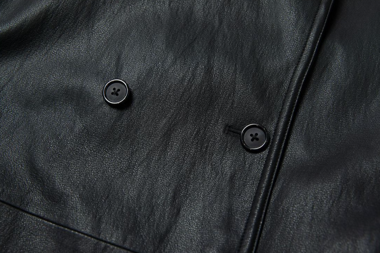 Over short leather trench coat / dark brown
