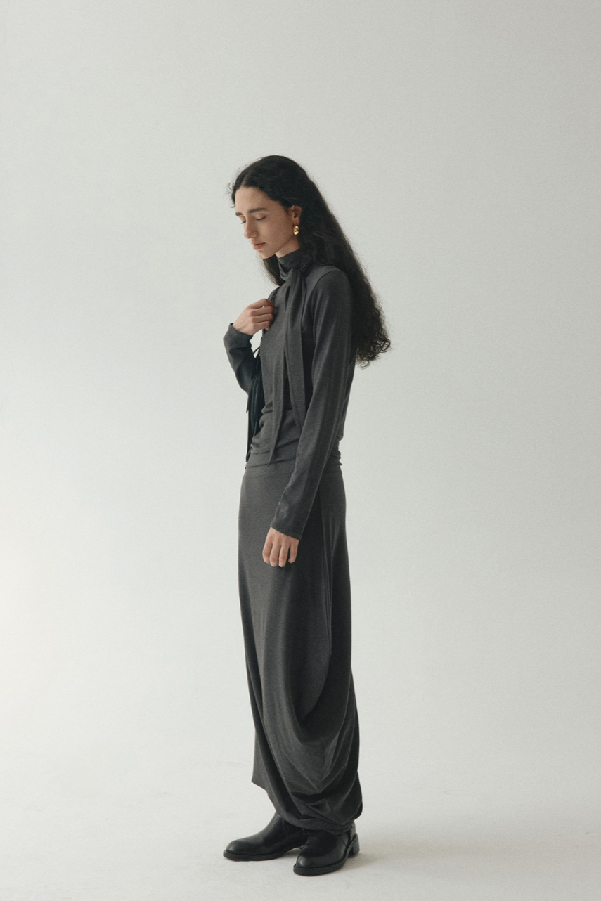 Stole collar long dress / dark gray