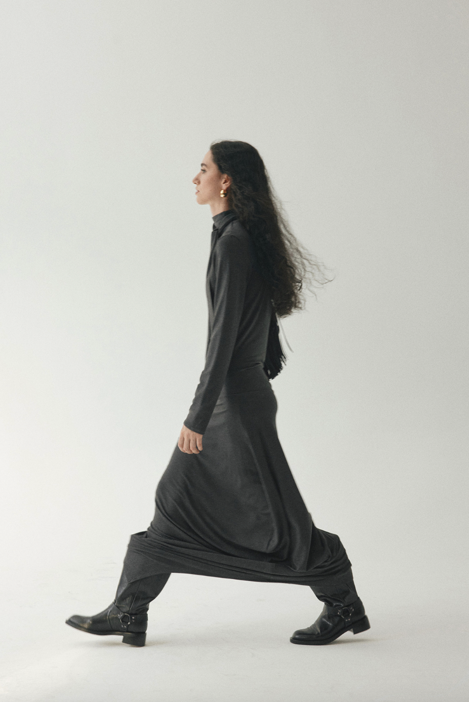 Stole collar long dress / dark gray