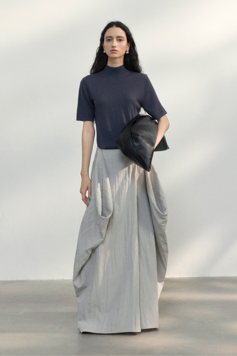 Back open half sleeve knit top / smoky gray