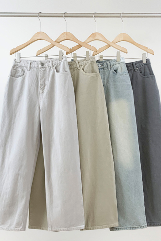 Relaxed Straight Denim Pants / sand beige