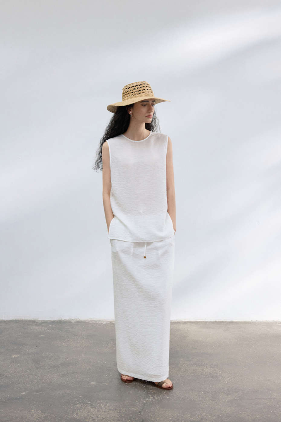 2-Way draped linen-blend top / white