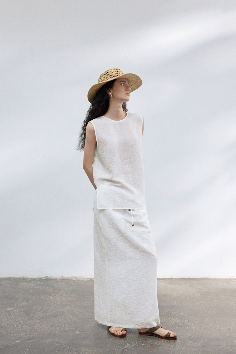 2-Way draped linen-blend top / white