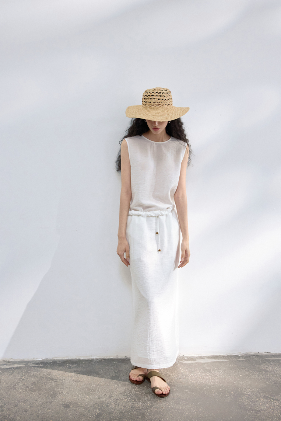 2-Way draped linen-blend top / white