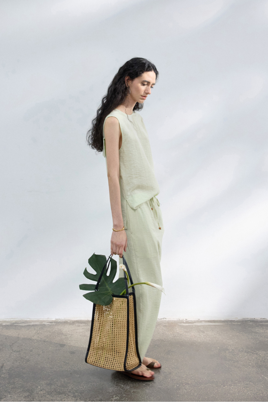 2-Way draped linen-blend top / light green