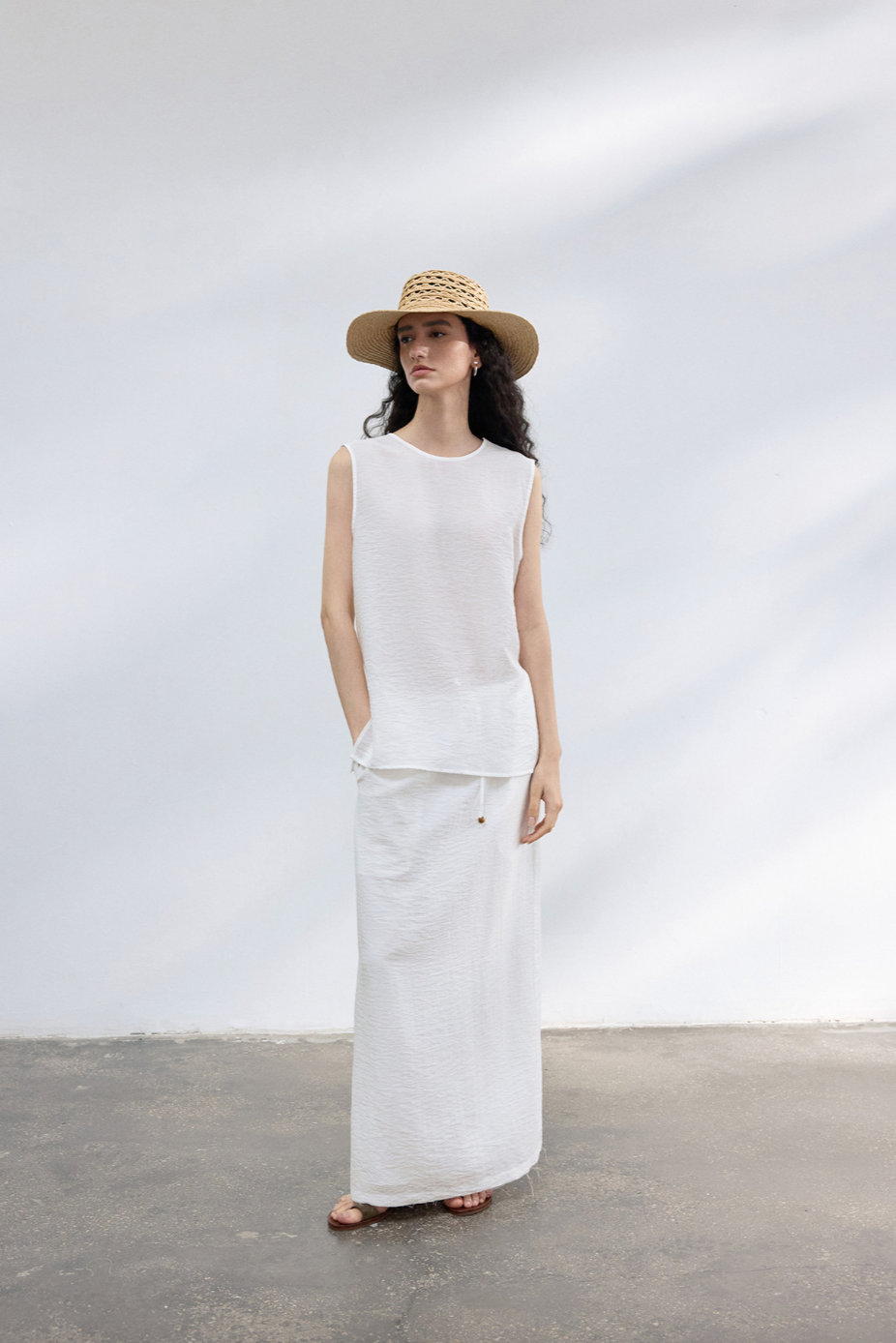 Linen-blend drawstring skirt / white