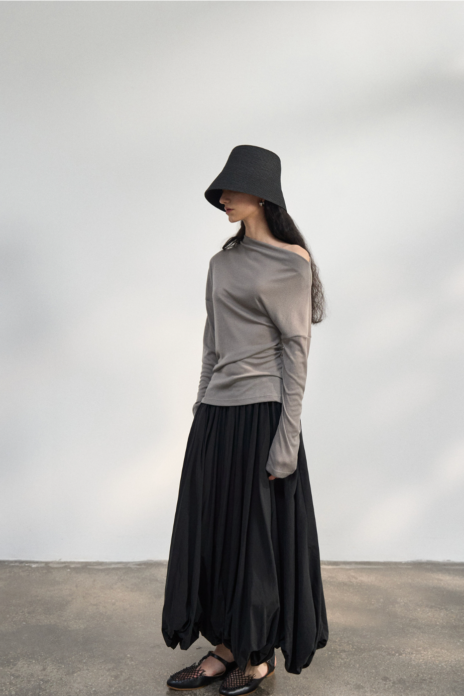 Airy balloon skirt / black
