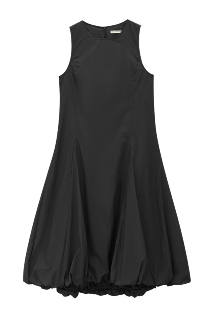 Balloon silhouette sleeveless dress / black