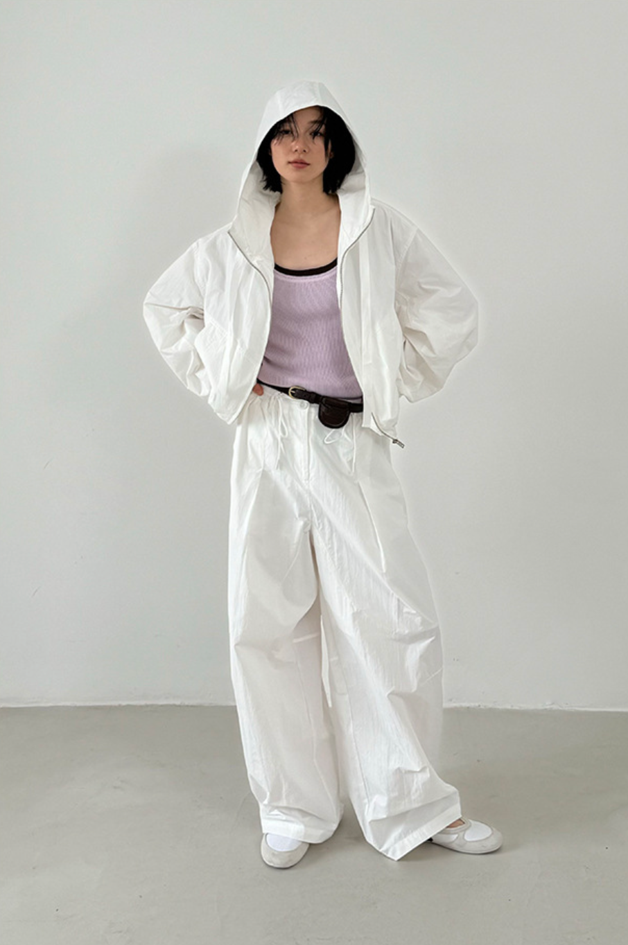 Easy wide track pants / white