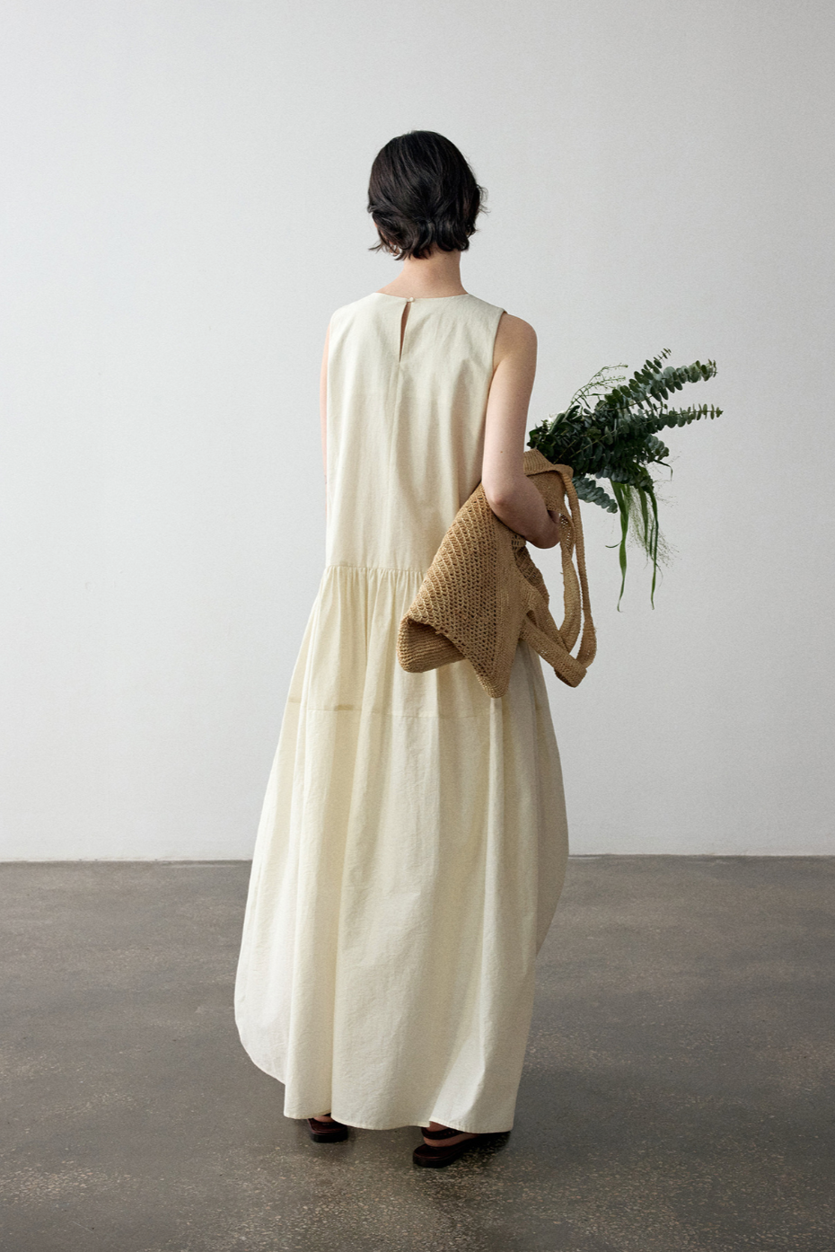 Gathered cotton-linen flare dress / ivory