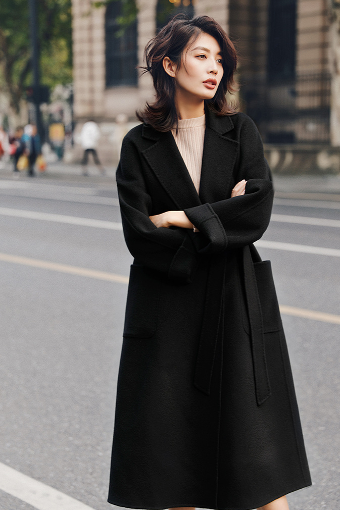 Cashmere blend wool long coat / black