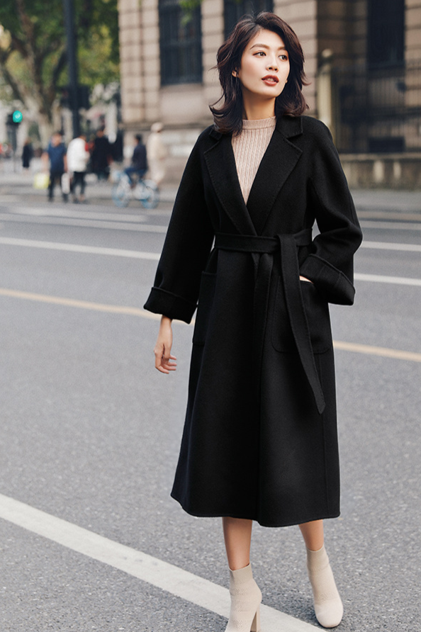 Cashmere blend wool long coat / black