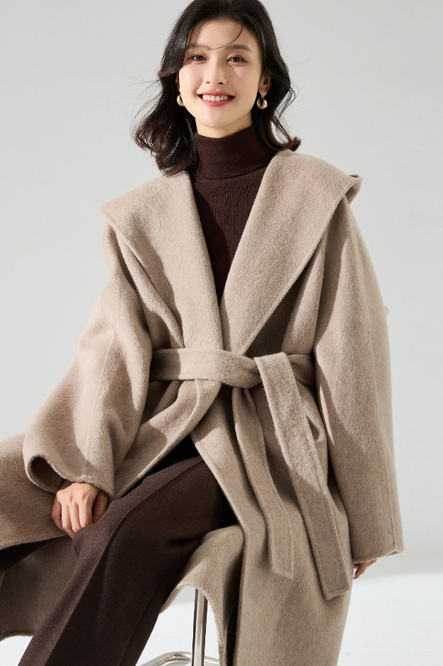 Silk cashmere wool coat with hood / oatmeal