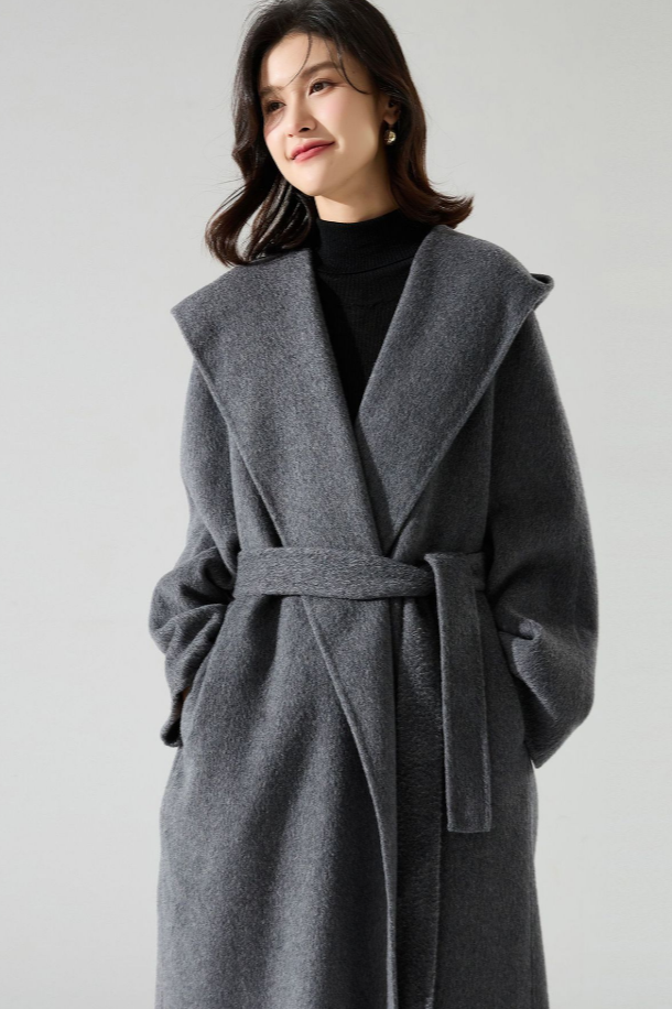 Silk cashmere wool coat with hood / gray