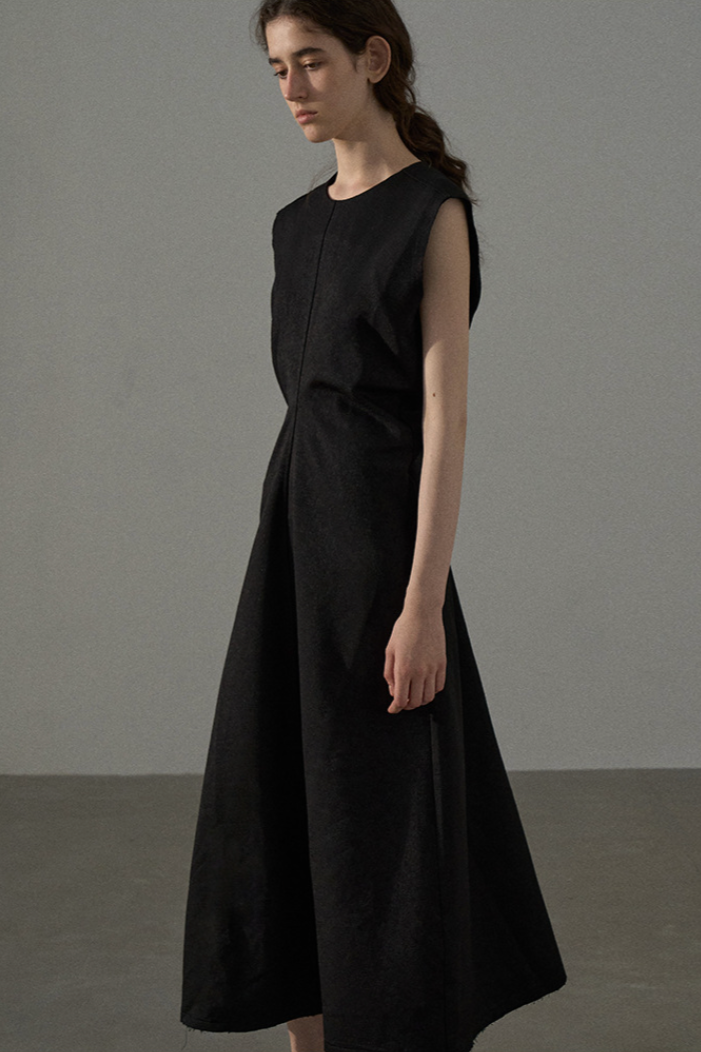 Waist shape raw edge dress / black