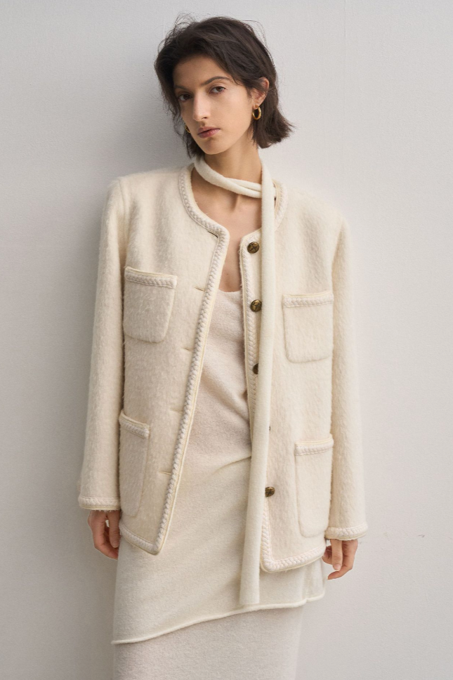 Alpaca mix shaggy half coat / white