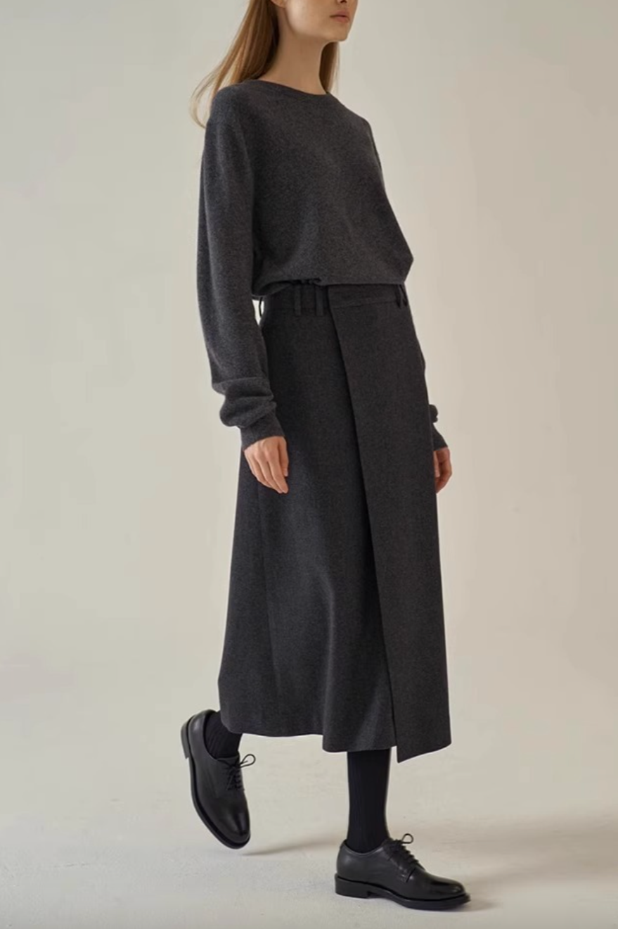 Mid-length A-line skirt