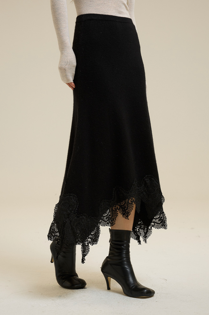 Cashmere lace skirt