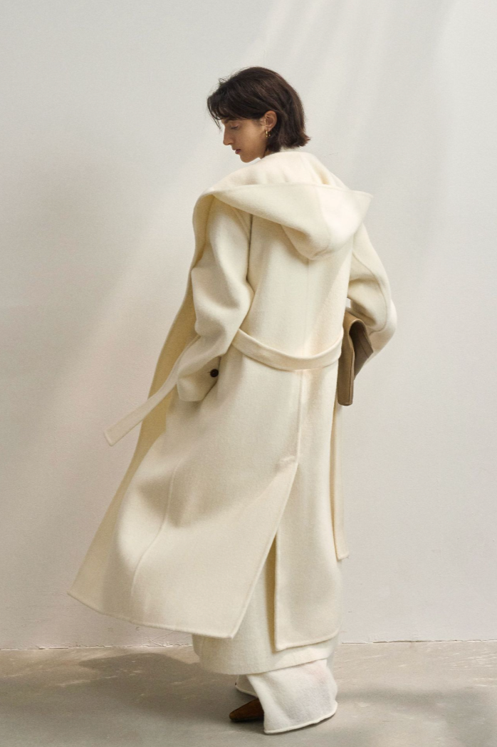 Alpaca blend hoodie long coat / white