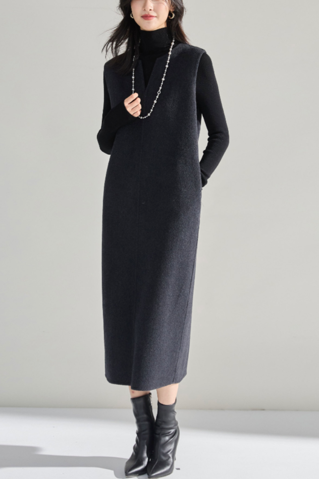 Keyneck wool dress