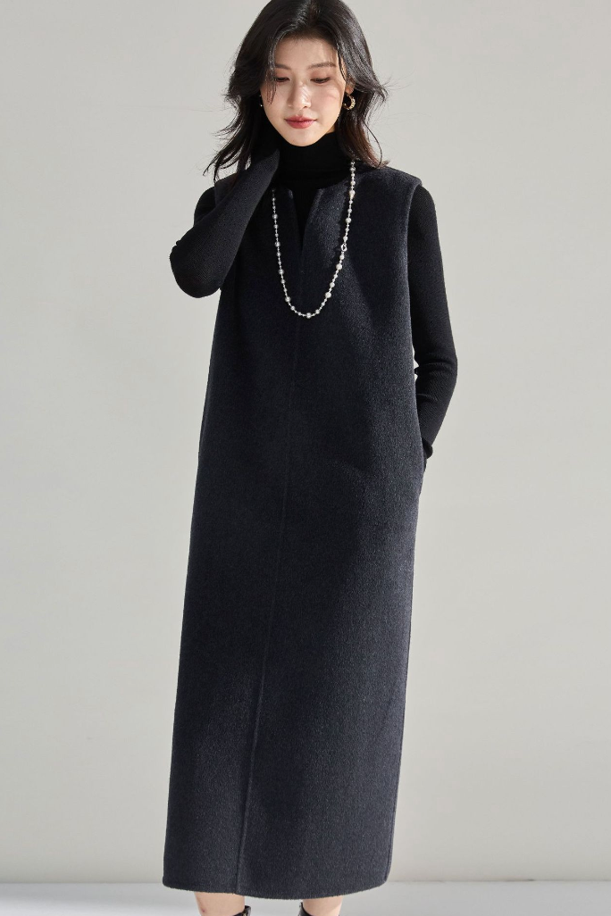 Keyneck wool dress