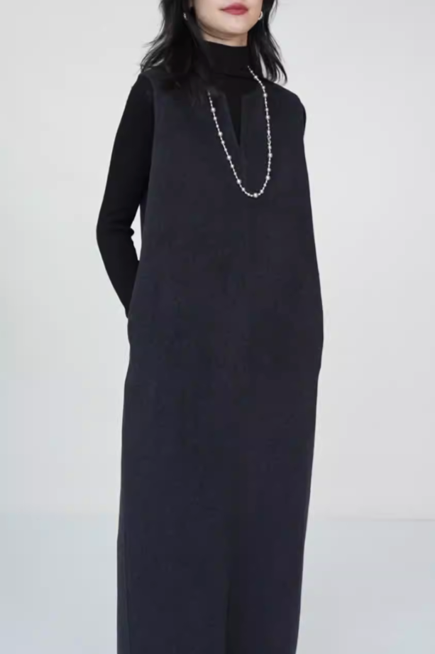 Keyneck wool dress