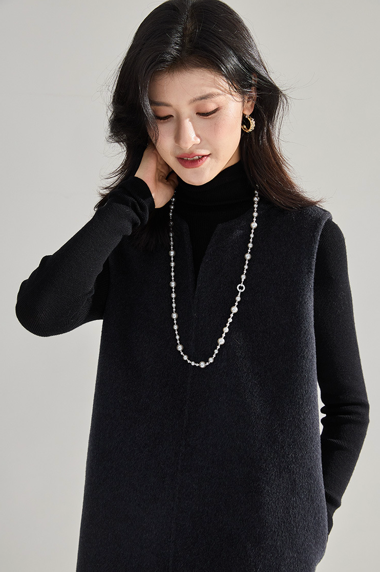 Keyneck wool dress