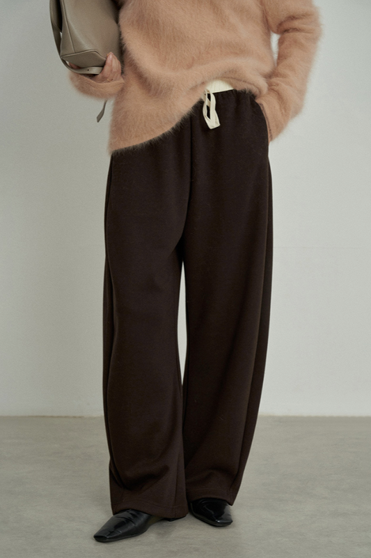 Waist gathered easy pants / brown