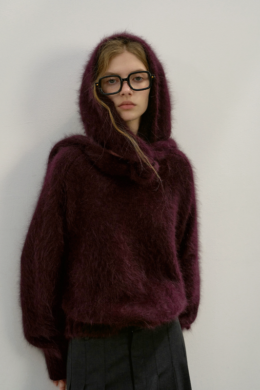 Rabbit fur crew neck knit with scarf / bordeaux