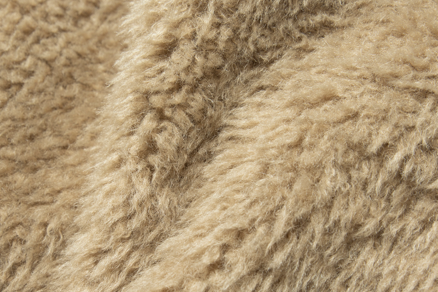 Round neck short plush coat / beige