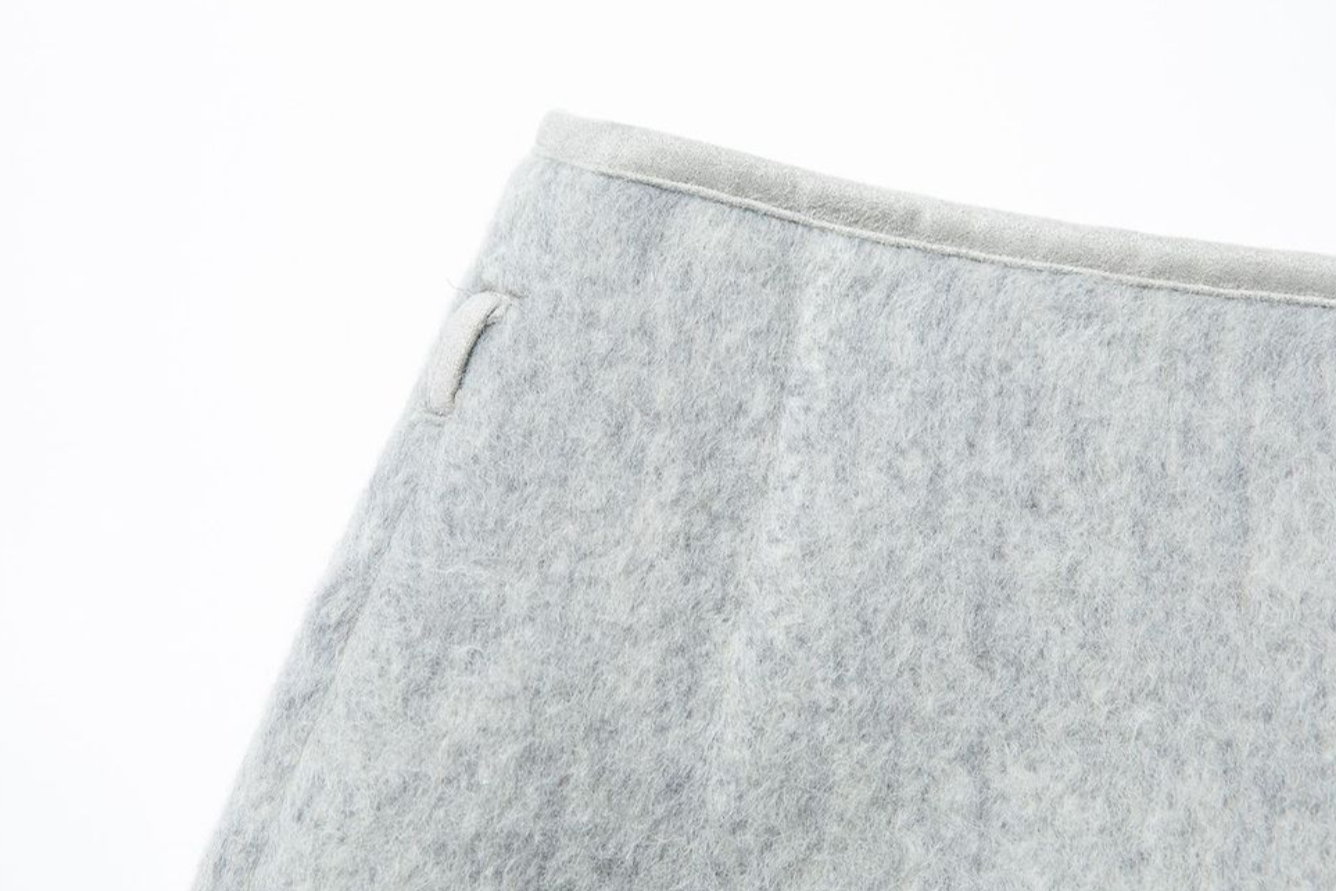 Wool-blend box skirt / light gray