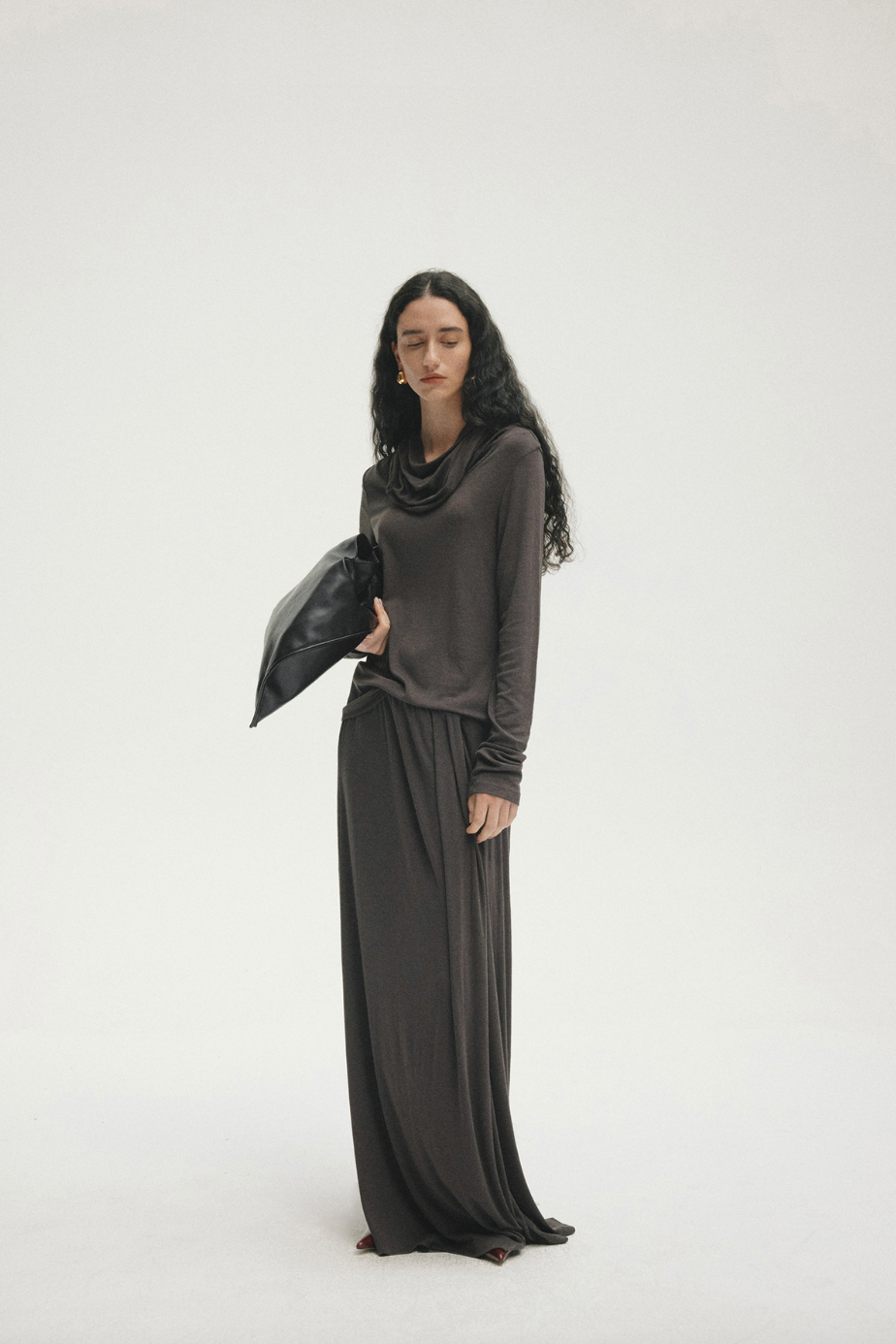 Hooded drape tops / charcoal