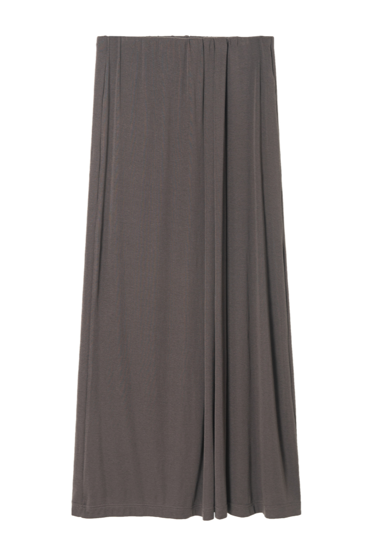 Draped fluid long skirt / charcoal