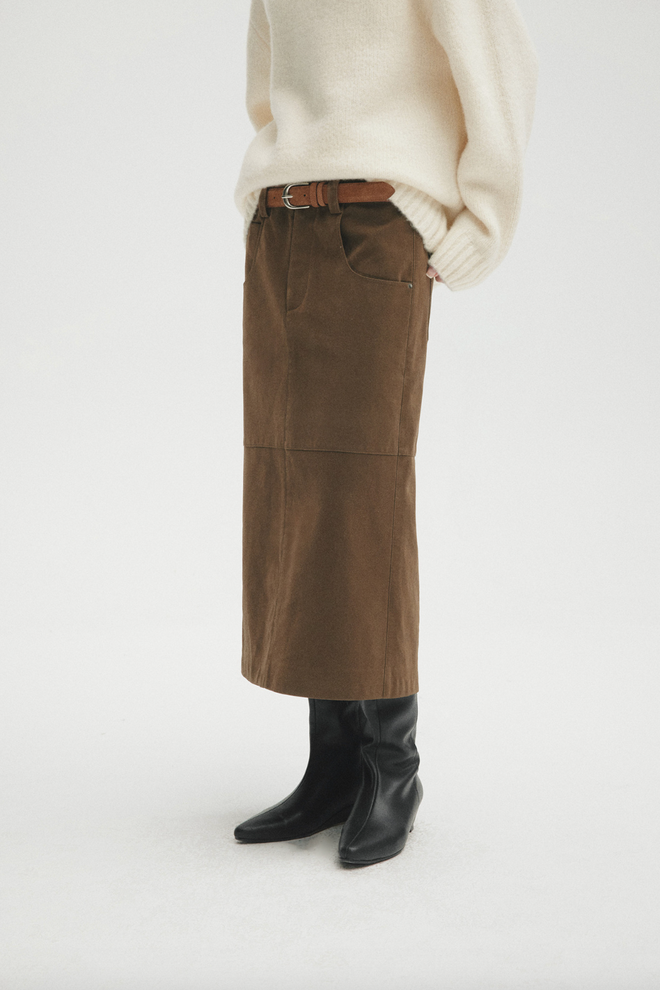 Low rise straight long skirt /  brown