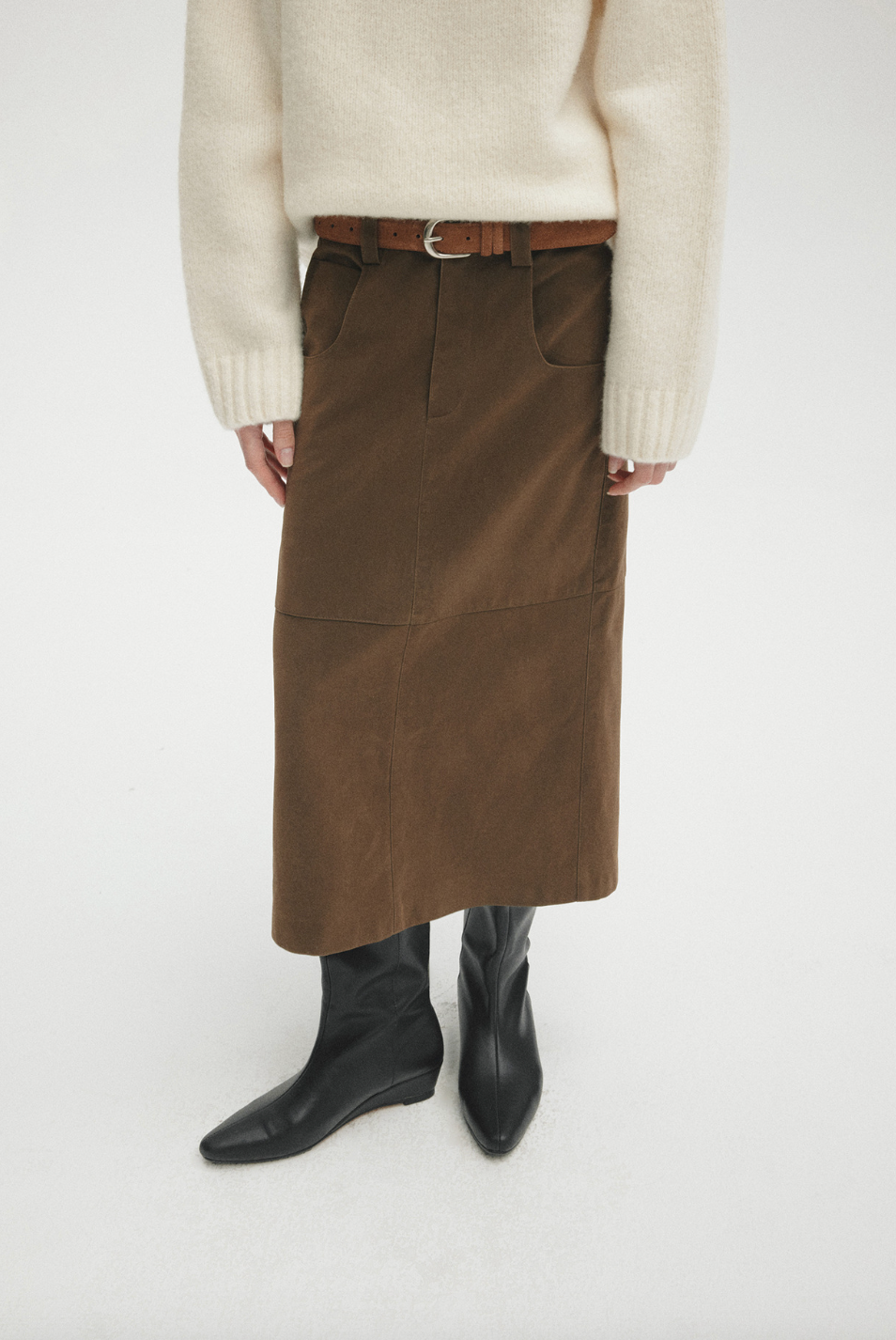 Low rise straight long skirt /  brown