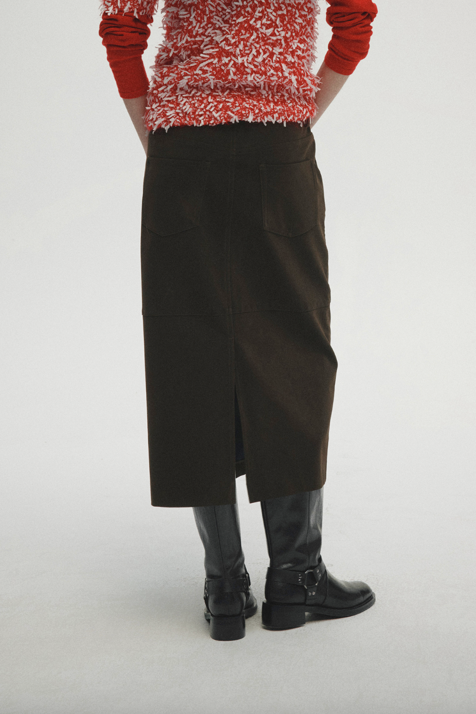 Low rise straight long skirt /  black