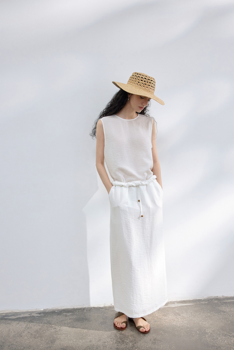 2-Way draped linen-blend top / white
