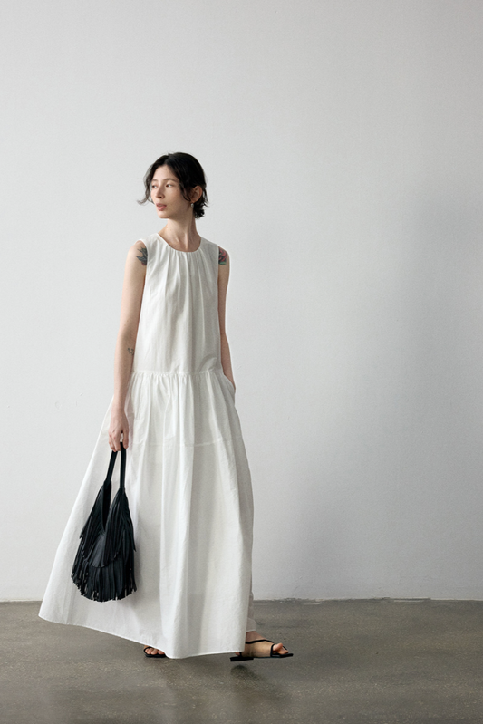 Gathered cotton-linen flare dress / white