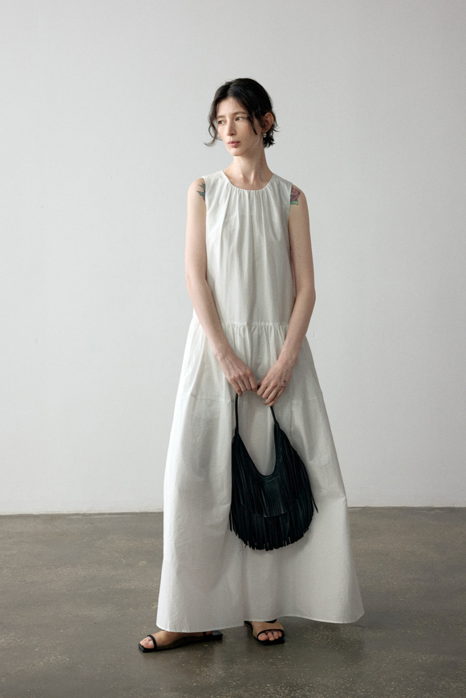Gathered cotton-linen flare dress / white