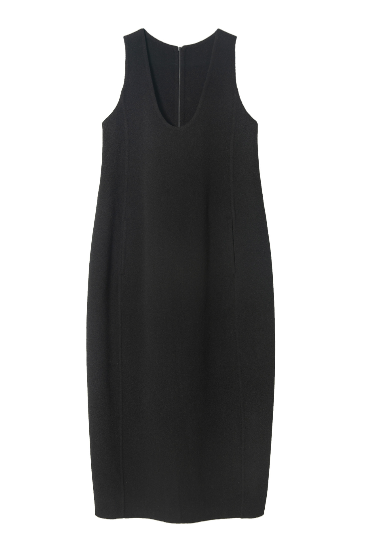 Deep U neck cocoon dress / black