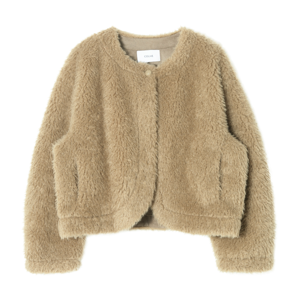 Round neck short plush coat / beige