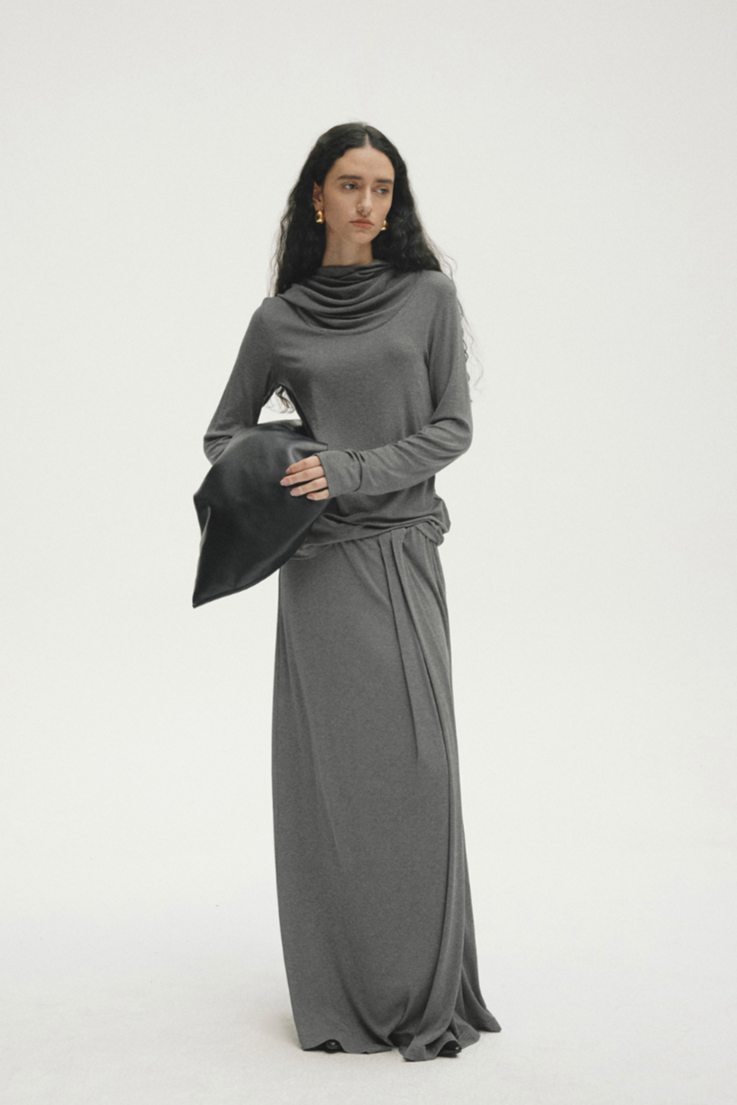 Hooded drape tops / gray