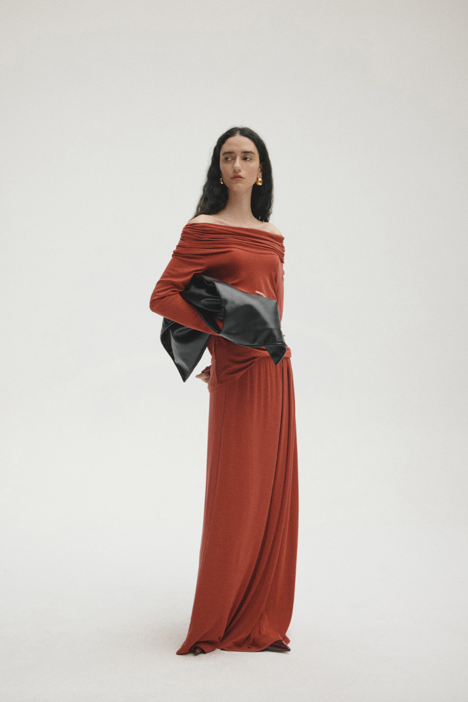 Draped fluid long skirt / red