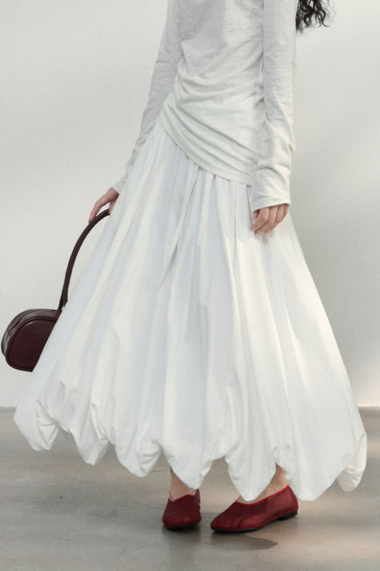 Airy balloon skirt /  white