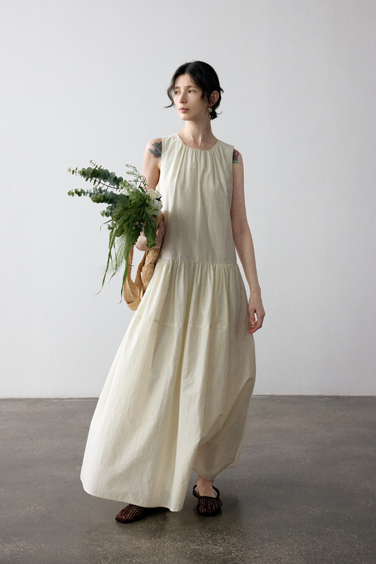 Gathered cotton-linen flare dress / ivory